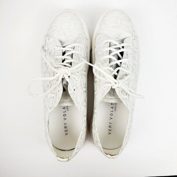 Very Volatile Women's Metallic Snake Print Platform Shoes Sz 8 EUC MUST SEE! - Picture 4 of 11